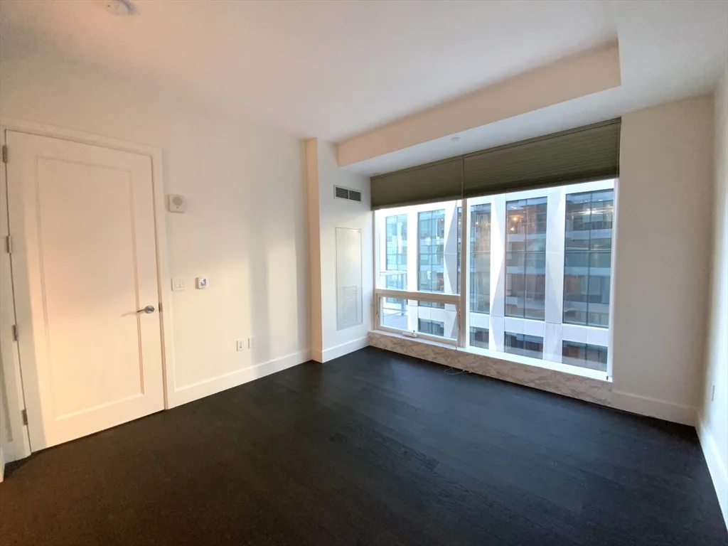 1 bed, 1 bath apartment for rent at 50 Liberty Unit 6H, South Boston — photo 14 of 30
