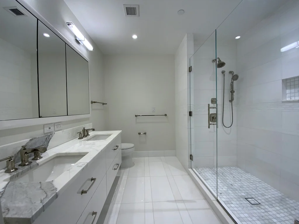 1 bed, 1 bath apartment for rent at 50 Liberty Unit 6H, South Boston — photo 11 of 30