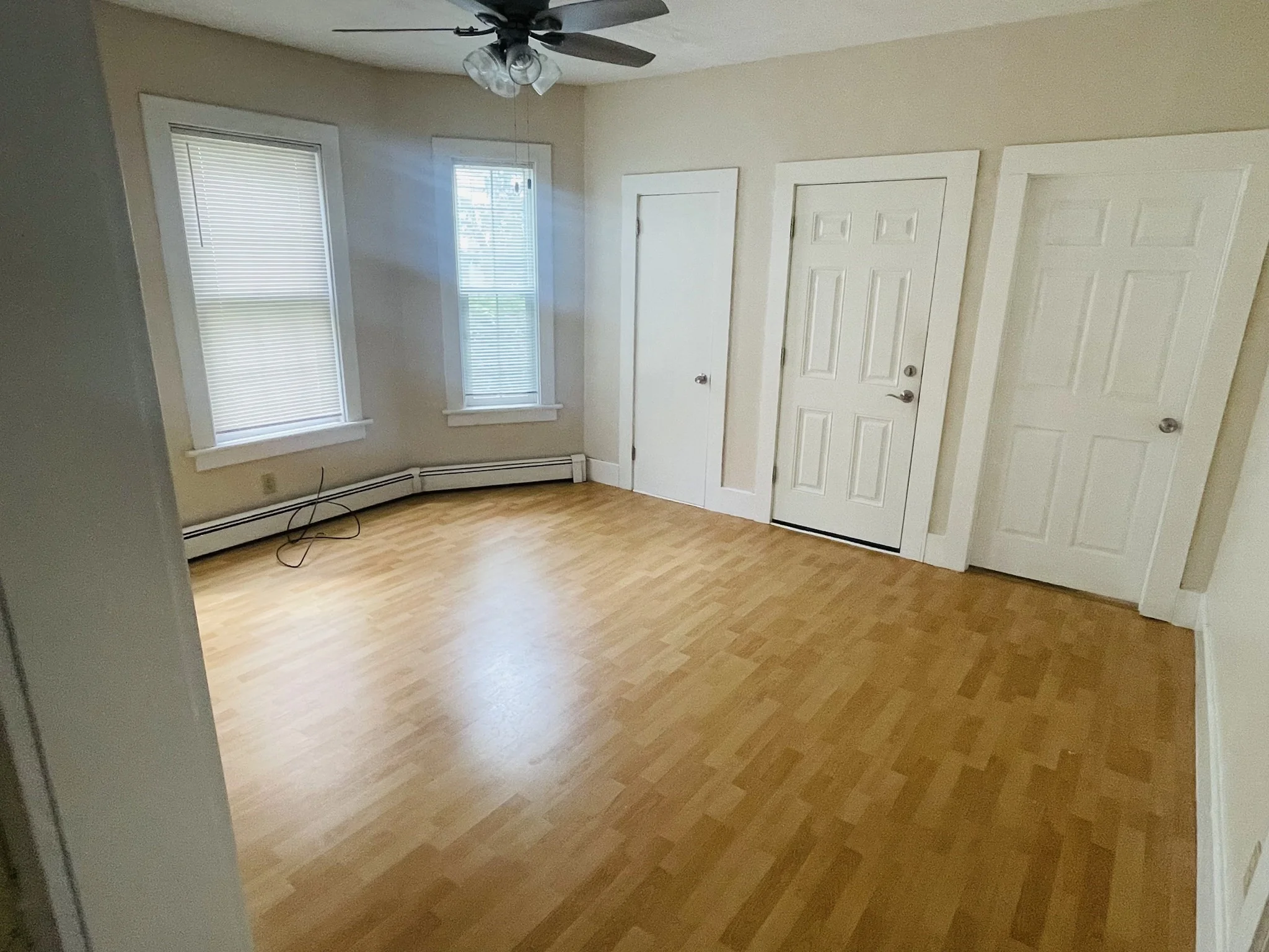 2 bed, 1 bath apartment for rent at 50 Linden St Unit 1, Holyoke — photo 8 of 10