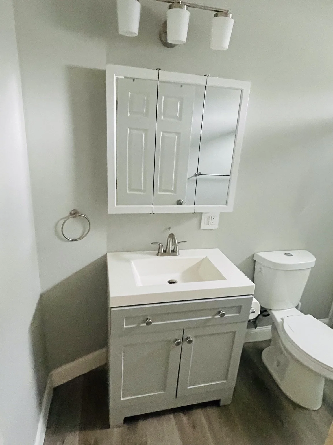 2 bed, 1 bath apartment for rent at 50 Linden St Unit 1, Holyoke — photo 4 of 10