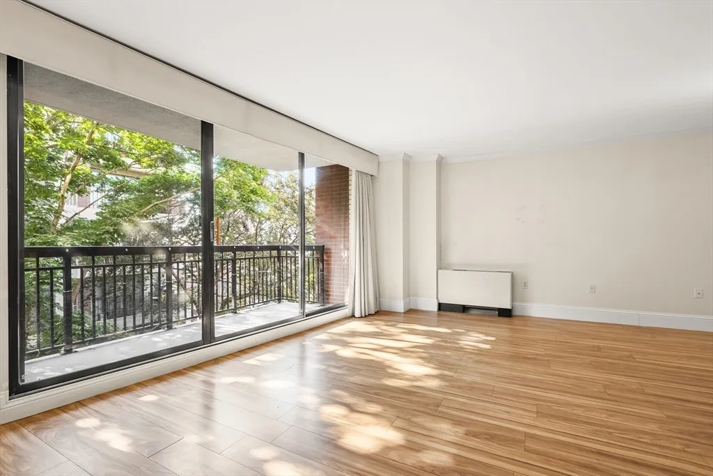 1 bed, 1 bath apartment for rent at 50 Longwood Ave Unit 518, Coolidge Corner — photo 12 of 33