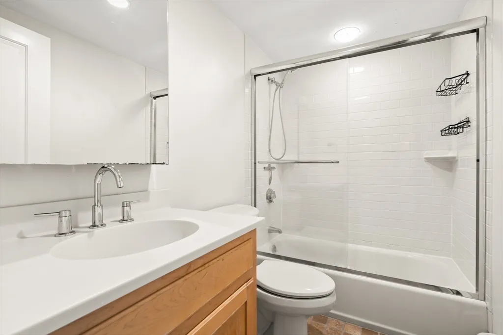 1 bed, 1 bath apartment for rent at 50 Longwood Ave Unit 518, Coolidge Corner — photo 19 of 33