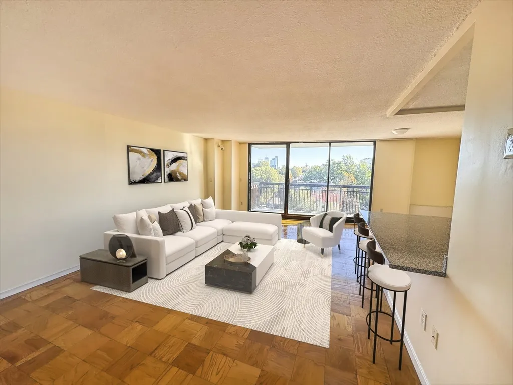 1 bed, 1 bath apartment for rent at 50 Longwood Ave Unit 712, Coolidge Corner