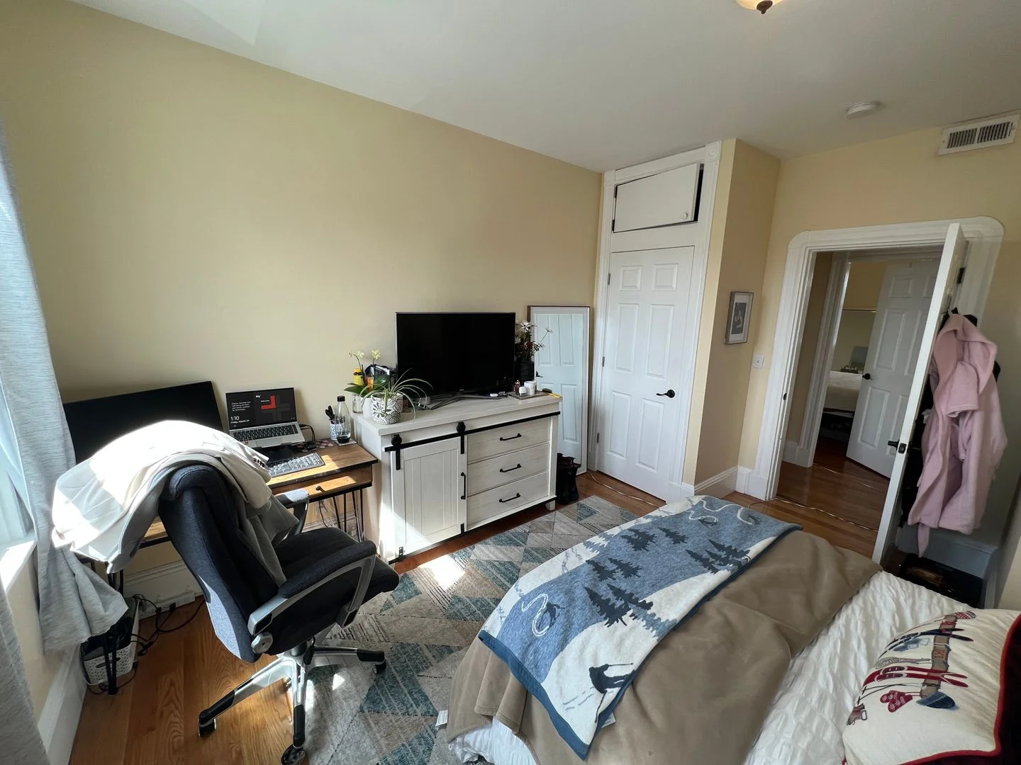4 bed, 1.5 bath apartment for rent at 50 Lowell St Unit 2, Spring Hill — photo 9 of 17