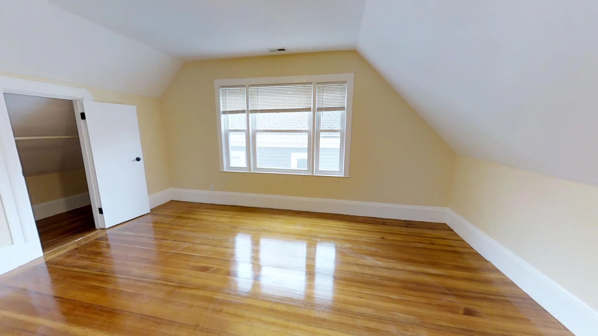 2 bed, 1 bath apartment for rent at 50 Lowell St Unit 3, Spring Hill — photo 6 of 12