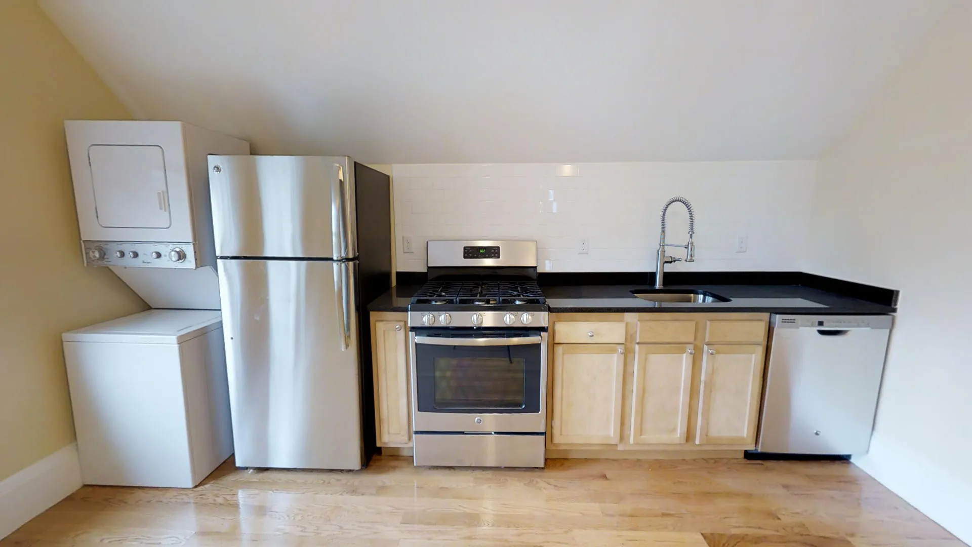 2 bed, 1 bath apartment for rent at 50 Lowell St Unit 3, Spring Hill — photo 2 of 12