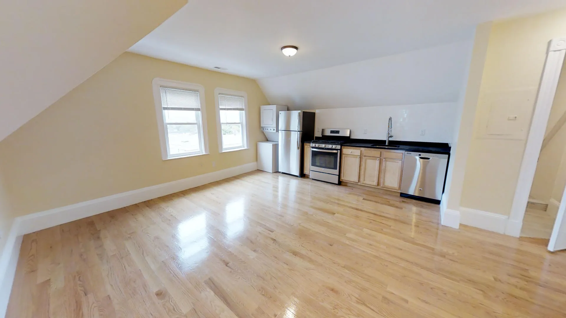 2 bed, 1 bath apartment for rent at 50 Lowell St Unit 3, Spring Hill — photo 1 of 12