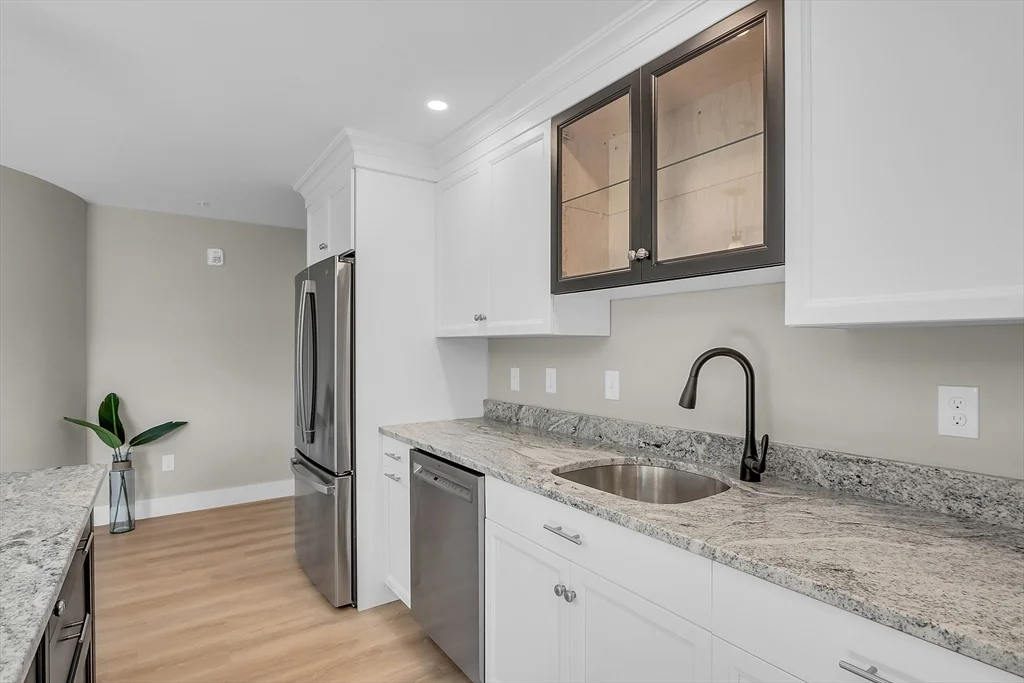 2 bed, 1 bath apartment for rent at 50 Main St Unit 101, Pepperell — photo 4 of 20