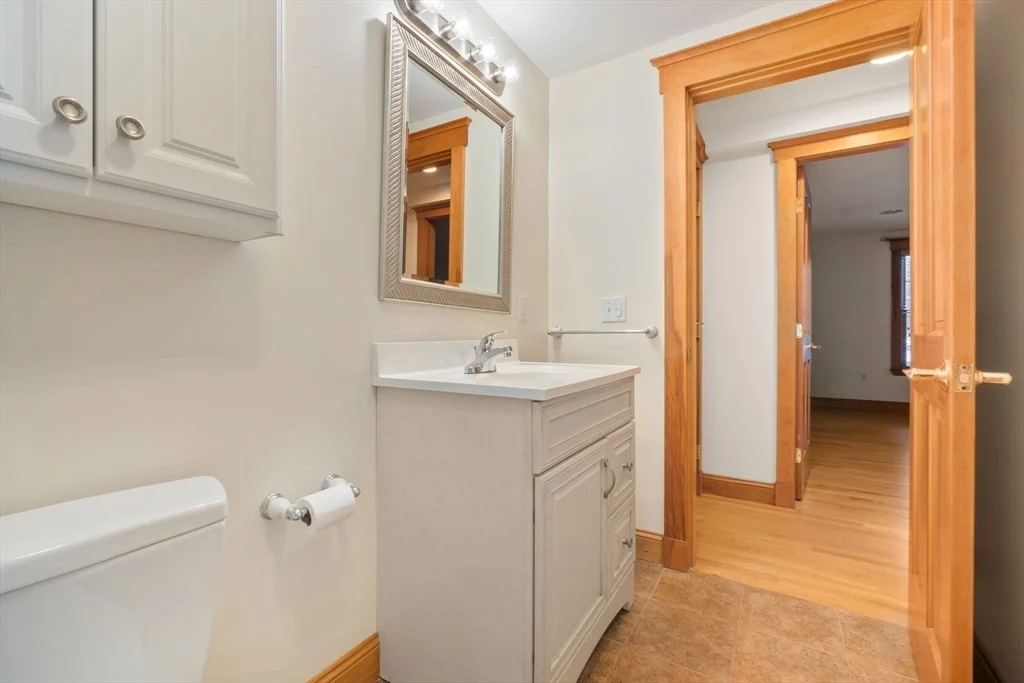1 bed, 1 bath apartment for rent at 50 Maple St Unit 0, Danvers — photo 13 of 19