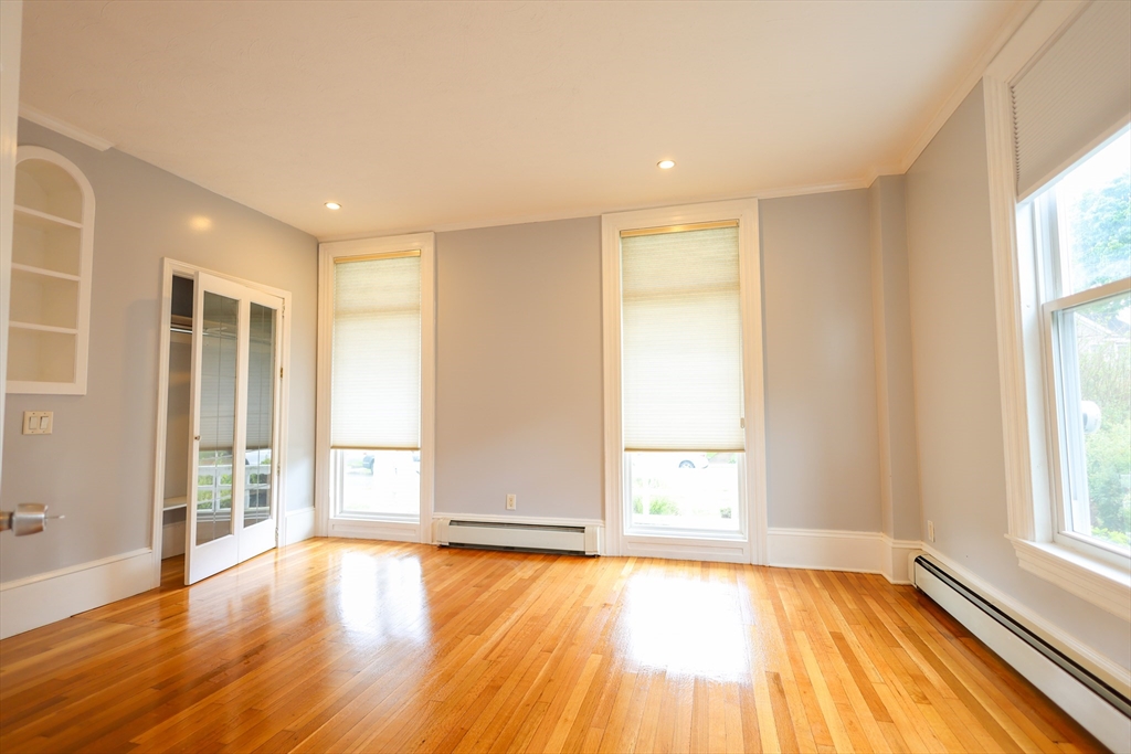 3 bed, 1 bath apartment for rent at 50 Maple St Unit 1, Braintree — photo 5 of 17
