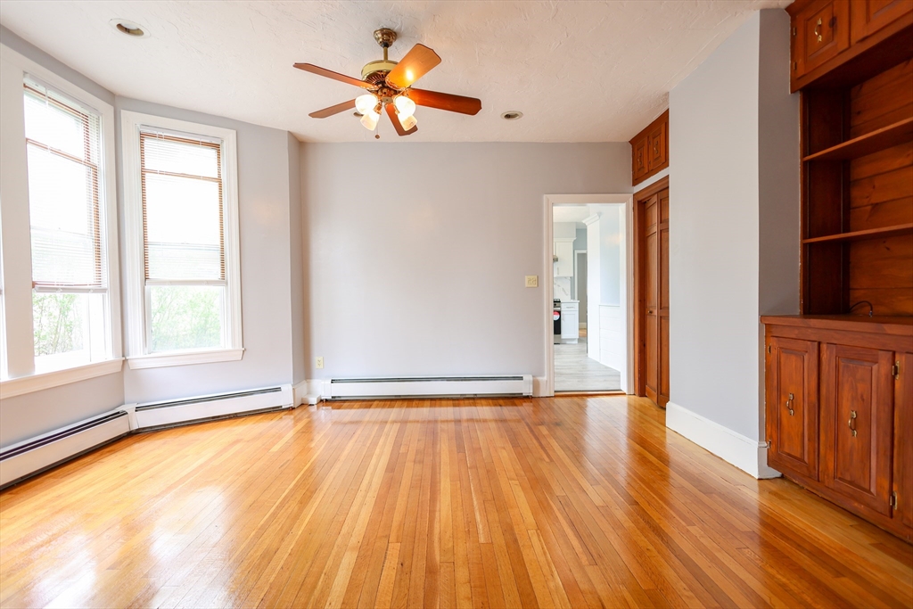 3 bed, 1 bath apartment for rent at 50 Maple St Unit 1, Braintree — photo 4 of 17