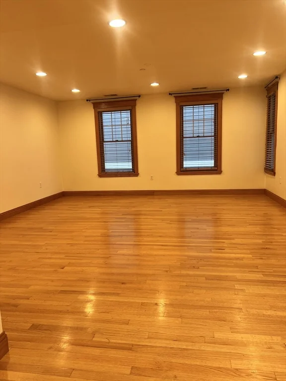 1 bed, 1 bath apartment for rent at 50 Maple St Unit 3, Danvers — photo 6 of 13