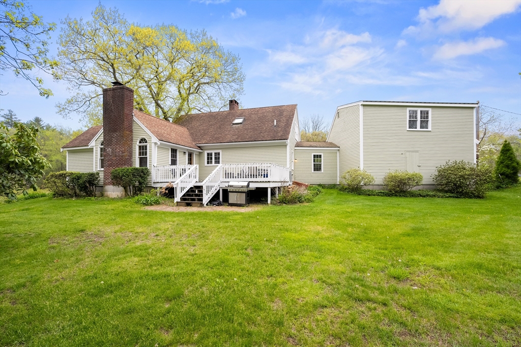 3 bed, 2 bath apartment for rent at 50 Mill Ln, Cohasset — photo 26 of 27