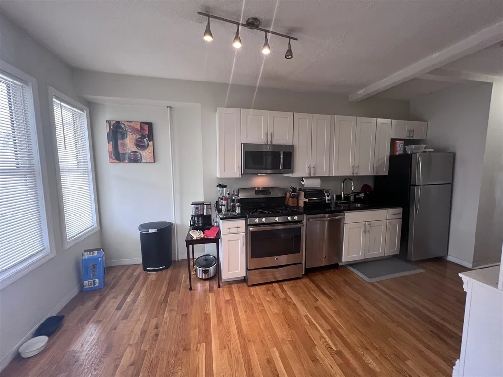 3 bed, 1 bath apartment for rent at 50 Oliver St Unit A, East Somerville — photo 2 of 18