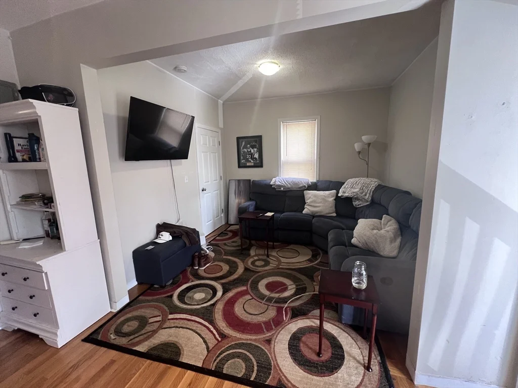 3 bed, 1 bath apartment for rent at 50 Oliver St Unit A, East Somerville — photo 4 of 18