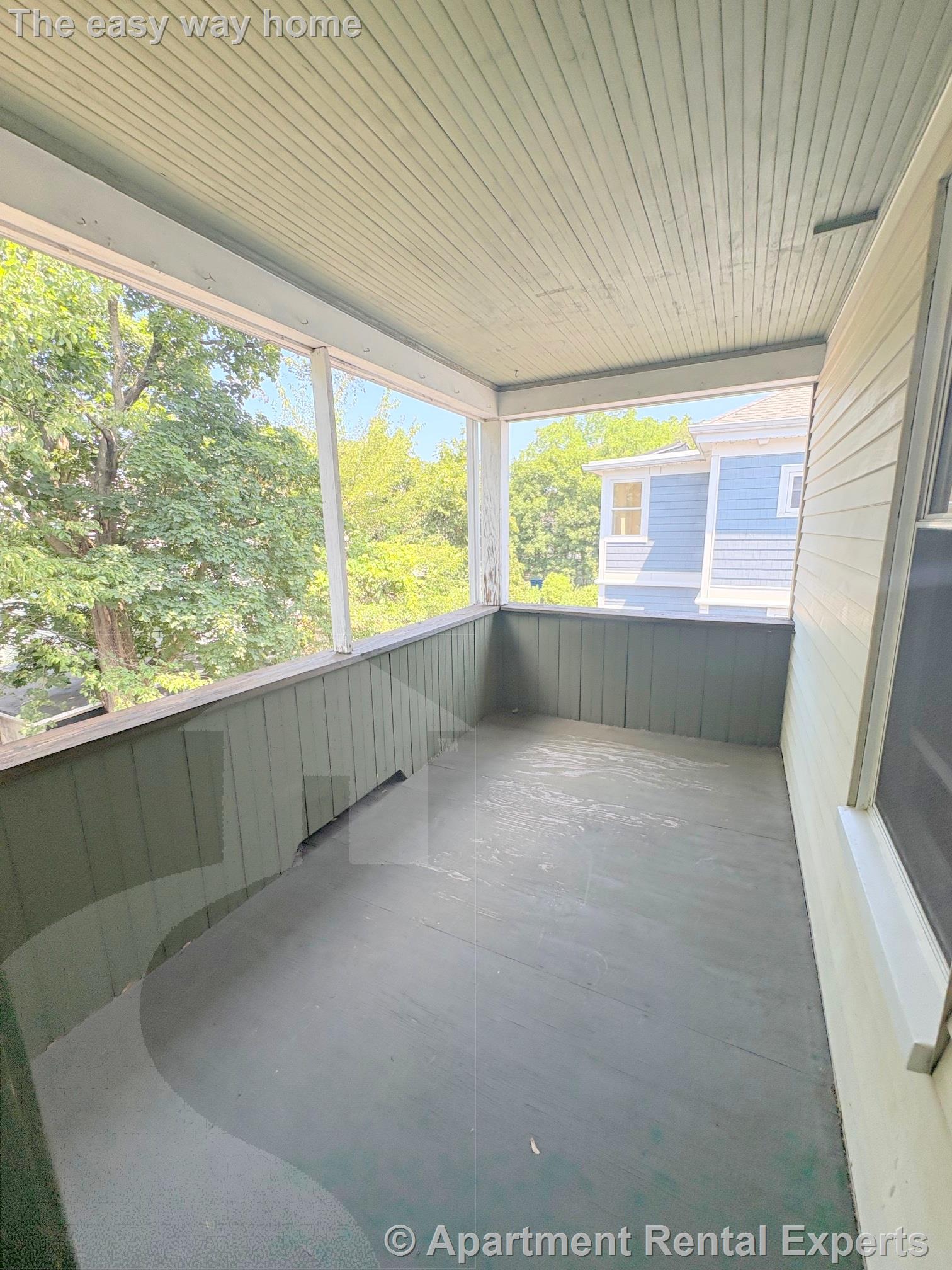 2 bed, 1 bath apartment for rent at 50 Oxford Ave Unit 3, Belmont Line — photo 14 of 17