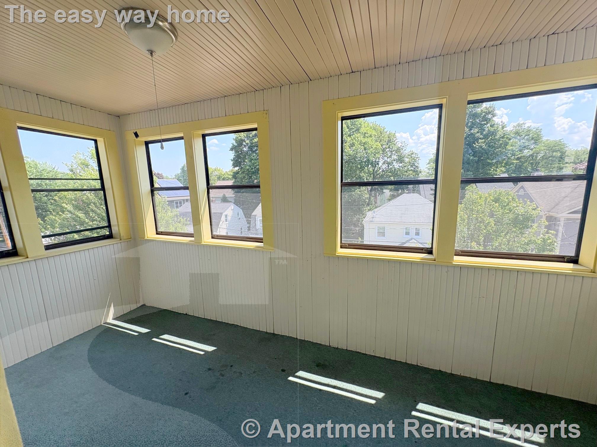 2 bed, 1 bath apartment for rent at 50 Oxford Ave Unit 3, Belmont Line — photo 15 of 17