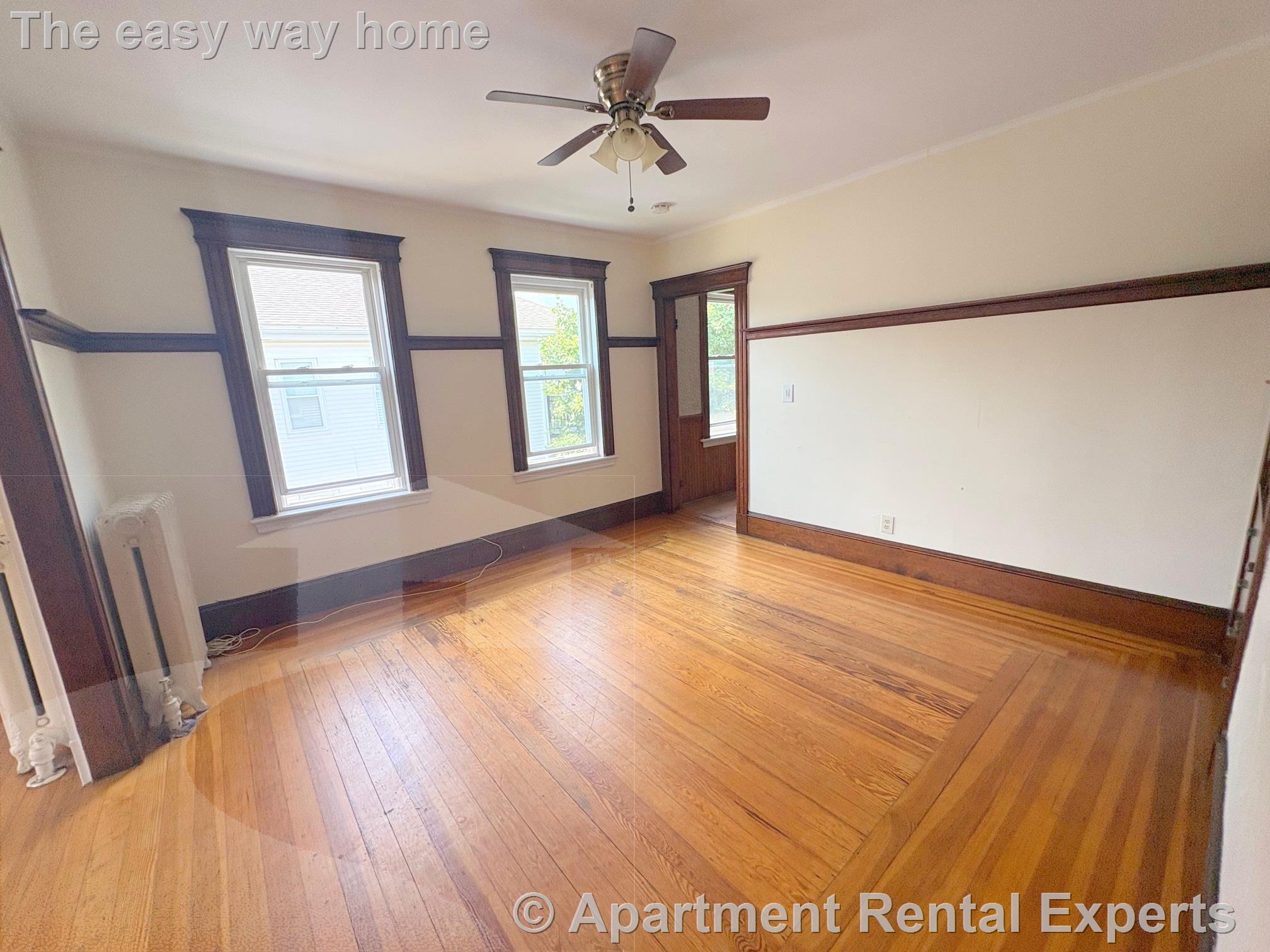 2 bed, 1 bath apartment for rent at 50 Oxford Ave Unit 3, Belmont Line — photo 7 of 17
