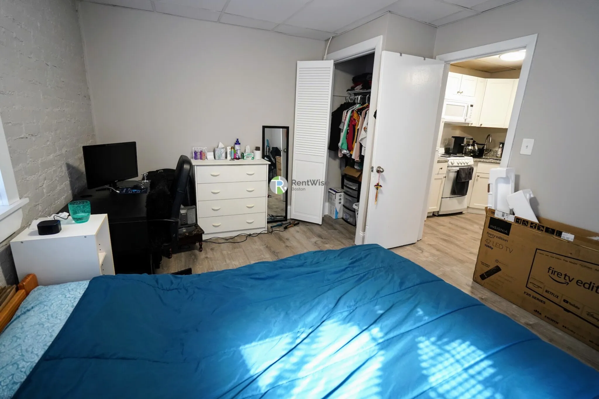 1 bed, 1 bath apartment for rent at 50 Park Vale Ave Unit 14, Allston — photo 2 of 14