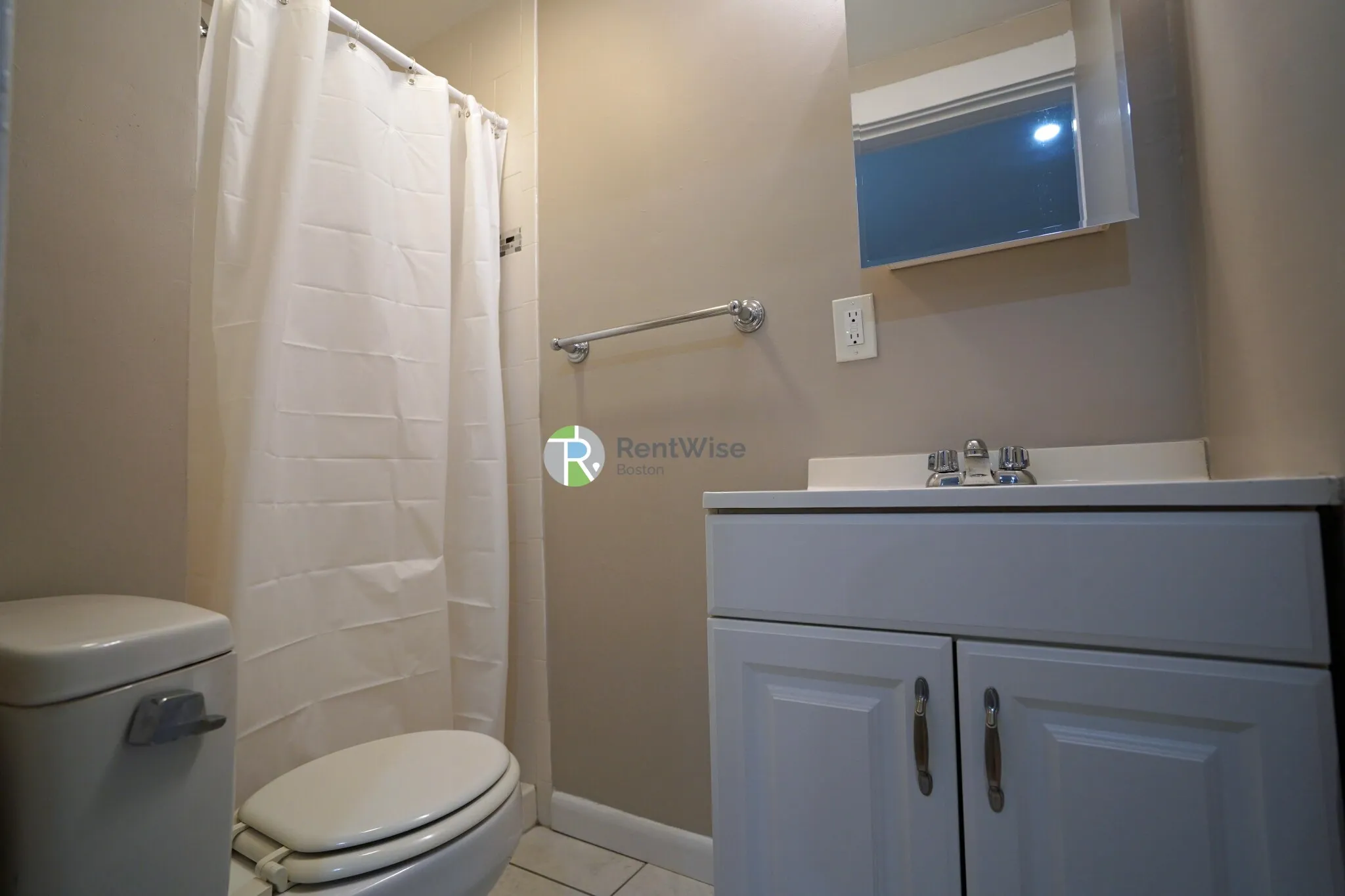 Studio bed, 1 bath apartment for rent at 50 Park Vale Ave Unit 22, Allston — photo 6 of 13