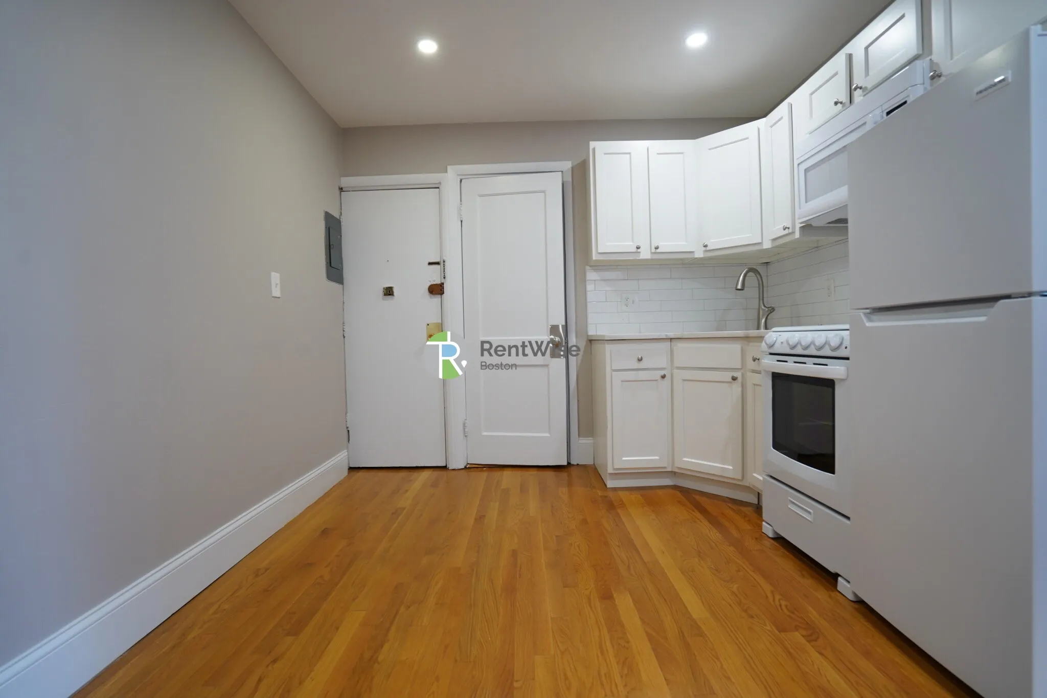 Studio bed, 1 bath apartment for rent at 50 Park Vale Ave Unit 25, Allston — photo 3 of 14