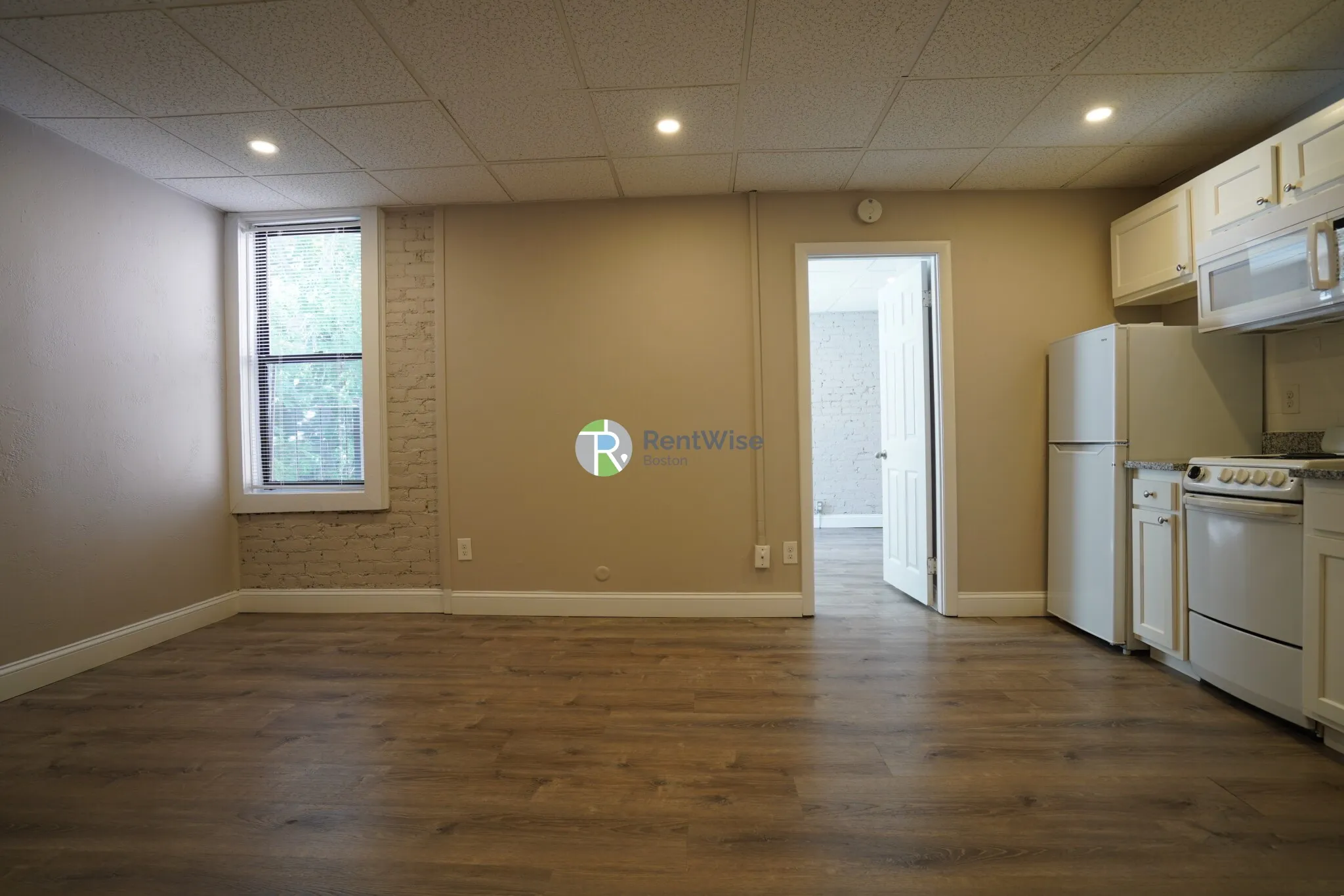 1 bed, 1 bath apartment for rent at 50 Park Vale Ave Unit 33, Allston — photo 3 of 14