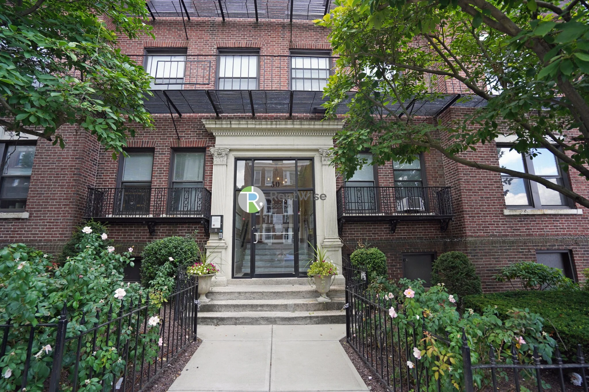 1 bed, 1 bath apartment for rent at 50 Park Vale Ave Unit 33, Allston — photo 11 of 14