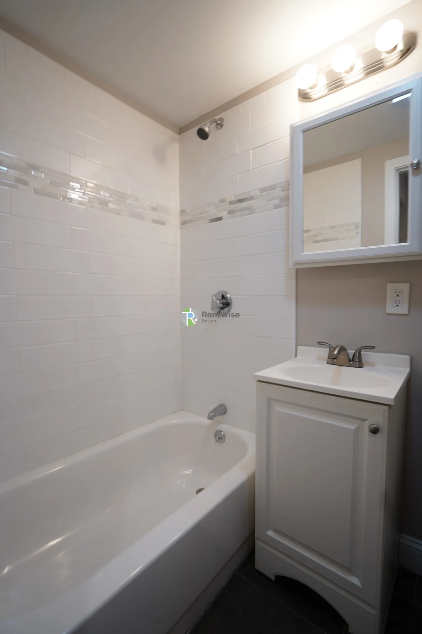 1 bed, 1 bath apartment for rent at 50 Park Vale Ave Unit 33, Allston — photo 10 of 14