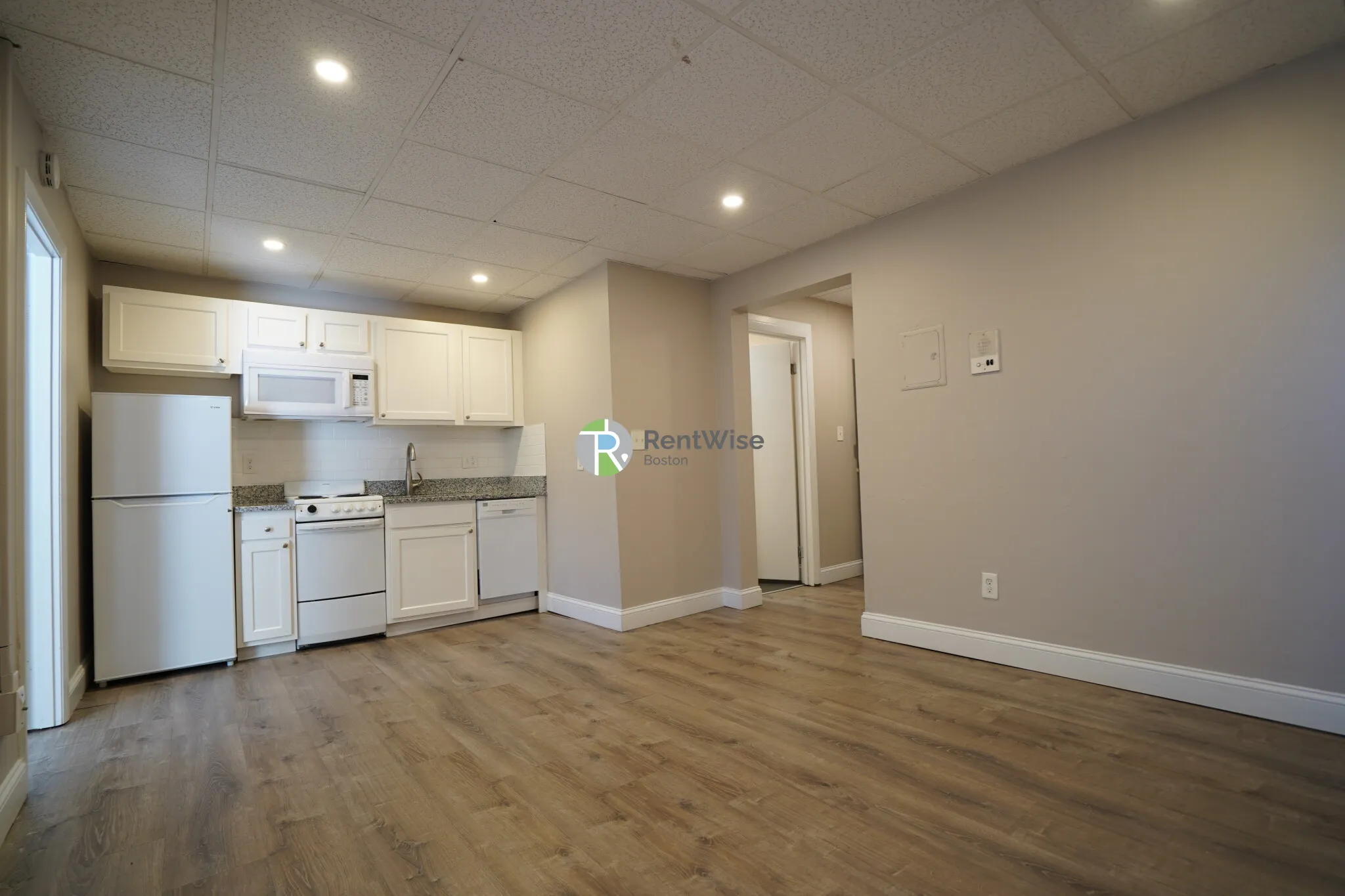 1 bed, 1 bath apartment for rent at 50 Park Vale Ave Unit 33, Allston — photo 2 of 14