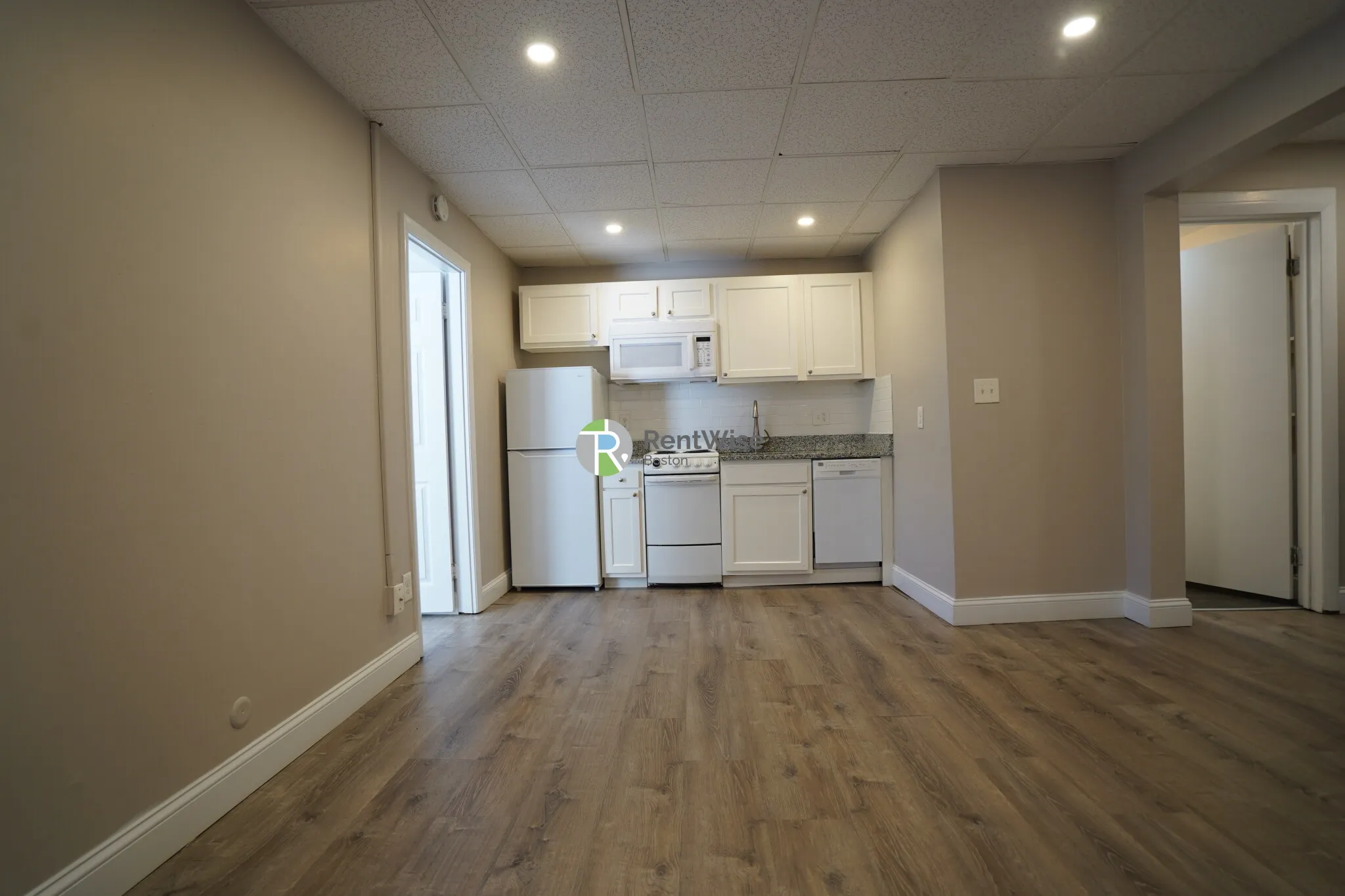 1 bed, 1 bath apartment for rent at 50 Park Vale Ave Unit 33, Allston — photo 1 of 14