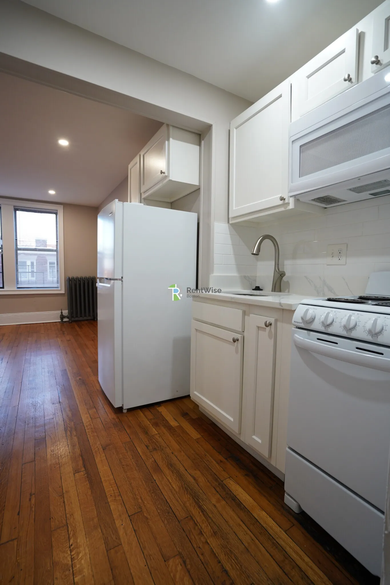 Studio bed, 1 bath apartment for rent at 50 Park Vale Ave Unit 36, Allston — photo 5 of 13