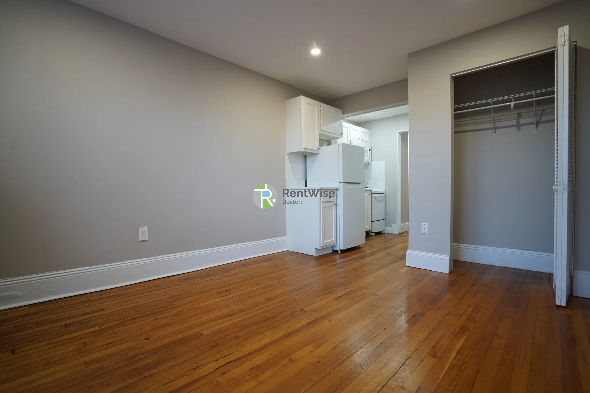 Studio bed, 1 bath apartment for rent at 50 Park Vale Ave Unit 36, Allston — photo 4 of 13