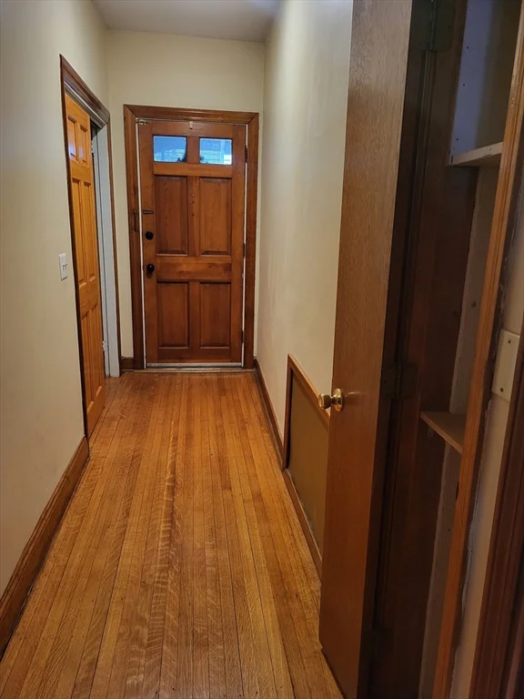 3 bed, 1 bath apartment for rent at 50 Parsons Unit 1, Newton — photo 4 of 9