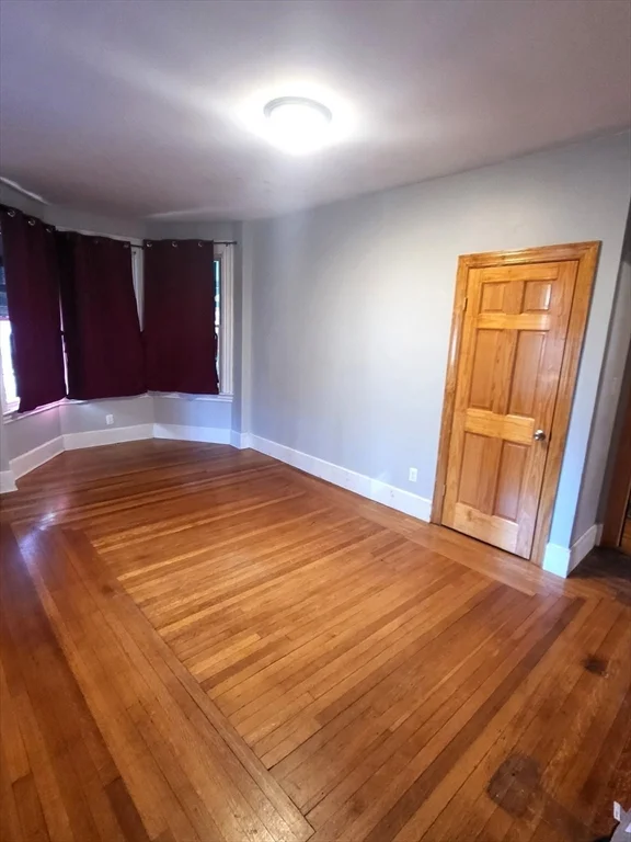 3 bed, 1 bath apartment for rent at 50 Parsons Unit 1, Newton — photo 8 of 9