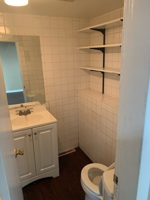 3 bed, 1 bath apartment for rent at 50 Plymouth Unit 1, Everett — photo 10 of 10