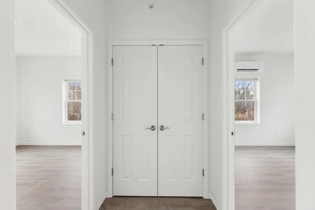 3 bed, 1 bath apartment for rent at 50 R Maplewood Ave Unit 215, Gloucester — photo 11 of 14