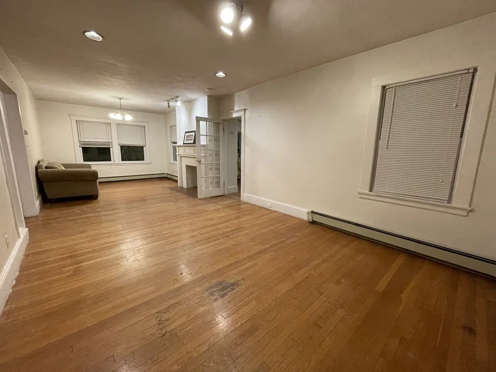 3 bed, 1 bath apartment for rent at 50 Radnor Rd Unit 2A, Brighton — photo 3 of 16