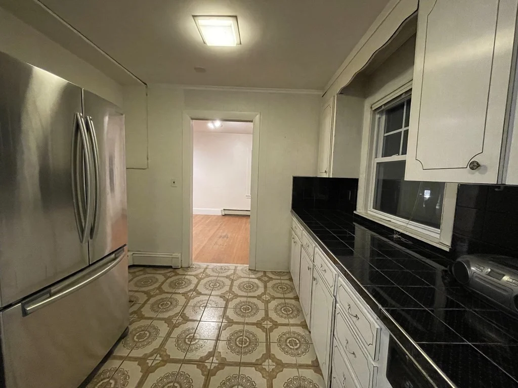 3 bed, 1 bath apartment for rent at 50 Radnor Rd Unit 2A, Brighton — photo 5 of 16