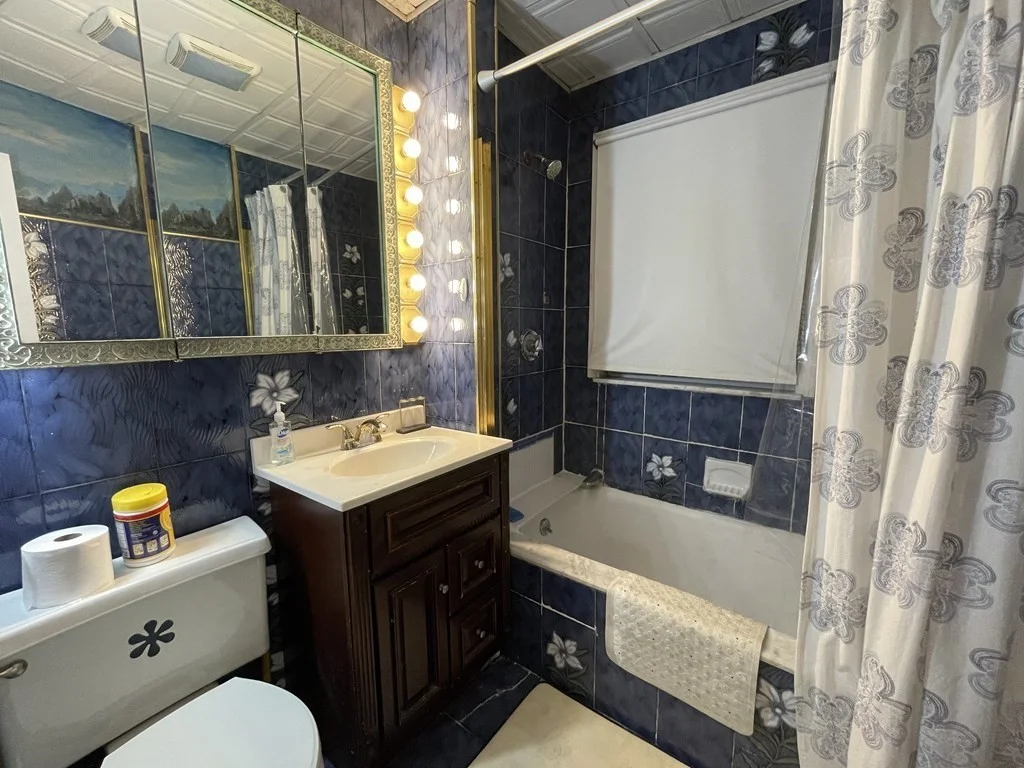 3 bed, 1 bath apartment for rent at 50 Radnor Rd Unit 2A, Brighton — photo 8 of 16