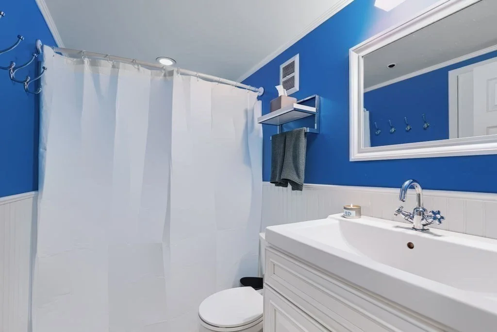 2 bed, 1 bath apartment for rent at 50 Rantoul St Unit 310, Beverly — photo 21 of 26