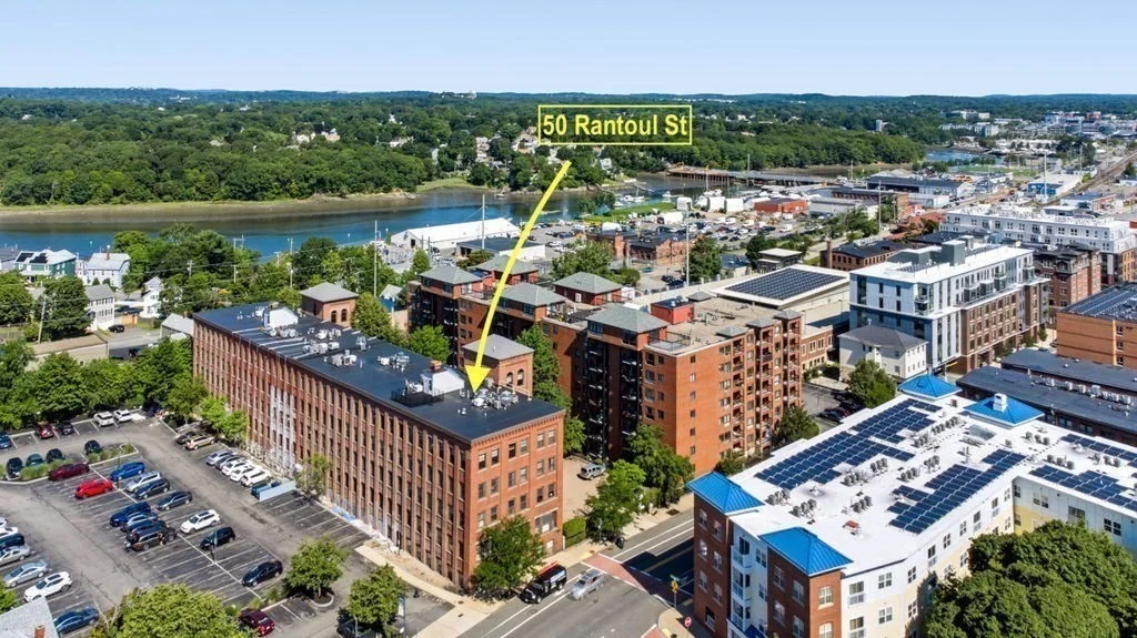 2 bed, 1 bath apartment for rent at 50 Rantoul St Unit 310, Beverly — photo 2 of 26