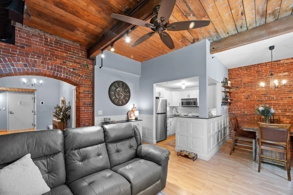 2 bed, 1 bath apartment for rent at 50 Rantoul St Unit 310, Beverly — photo 9 of 26