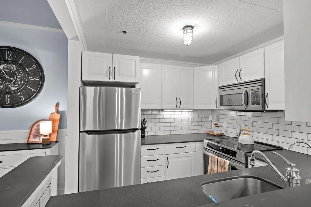 2 bed, 1 bath apartment for rent at 50 Rantoul St Unit 310, Beverly — photo 12 of 26