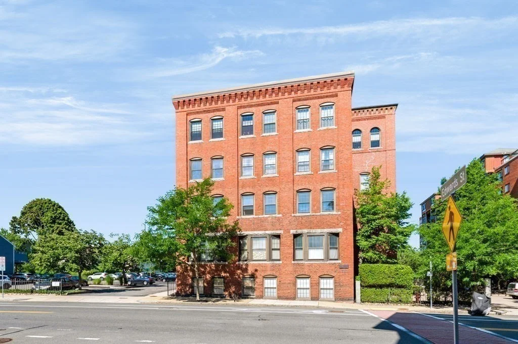 2 bed, 1 bath apartment for rent at 50 Rantoul St Unit 310, Beverly — photo 25 of 26