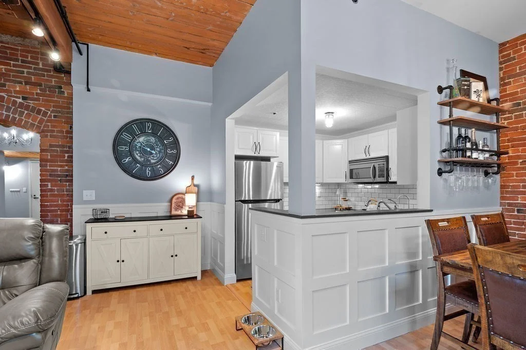 2 bed, 1 bath apartment for rent at 50 Rantoul St Unit 310, Beverly — photo 11 of 26