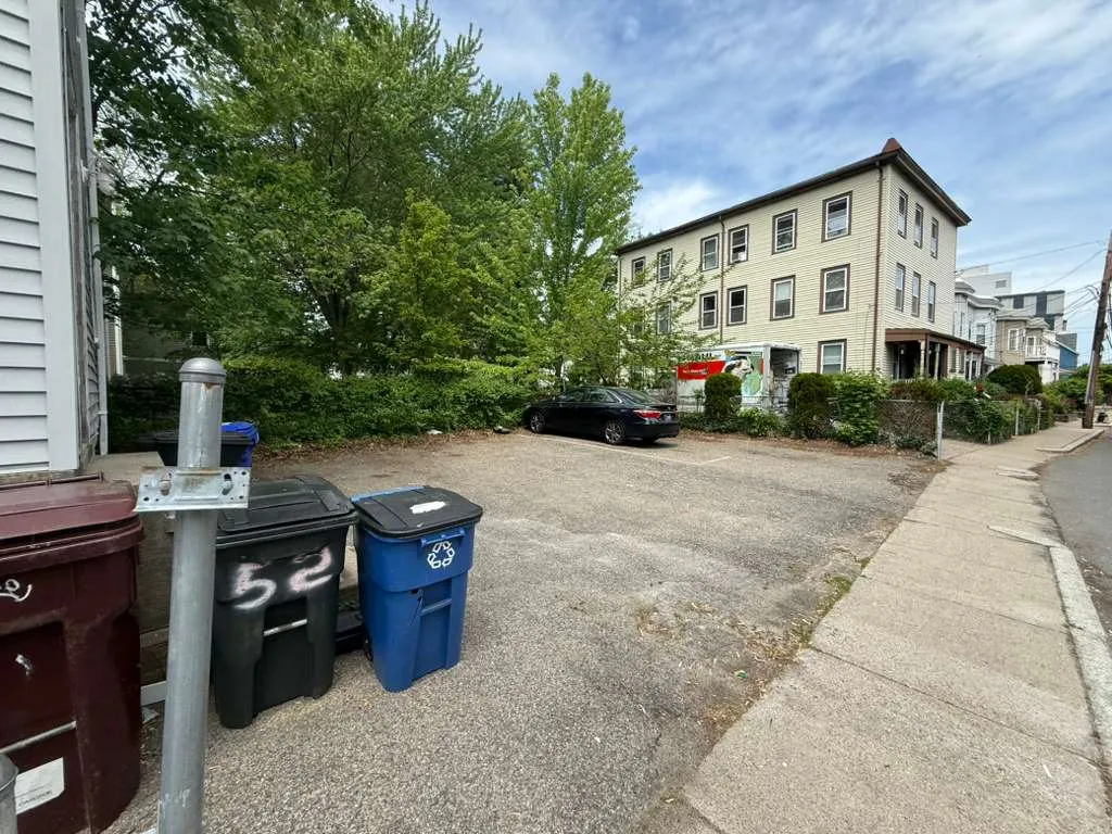 3 bed, 1 bath apartment for rent at 50 Raymond St Unit 1, Allston — photo 1 of 24