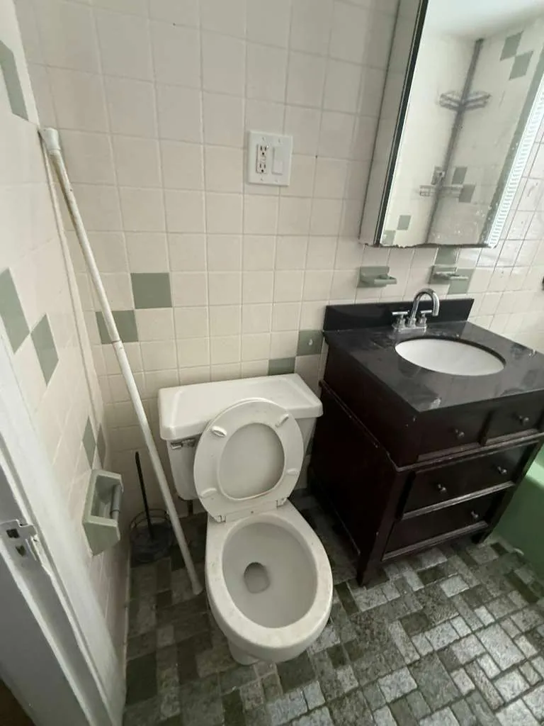 3 bed, 1 bath apartment for rent at 50 Raymond St Unit 1, Allston — photo 13 of 24