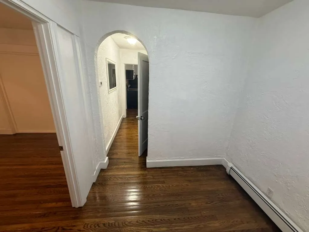 3 bed, 1 bath apartment for rent at 50 Raymond St Unit 1, Allston — photo 7 of 24