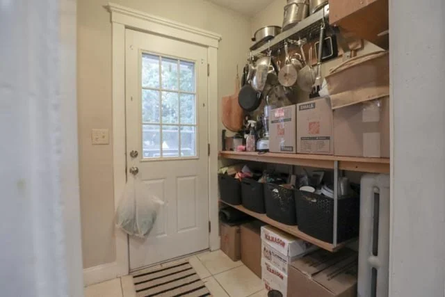 3 bed, 1 bath apartment for rent at 50 Renwick Unit --, Wakefield — photo 12 of 17