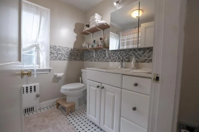 3 bed, 1 bath apartment for rent at 50 Renwick Unit --, Wakefield — photo 14 of 17